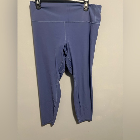 NWT- Patagonia women’s Maipo 7/8 athletic leggings. Size XXL - Picture 6 of 6